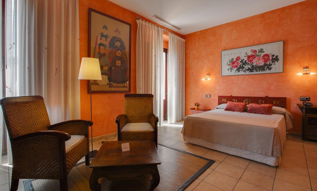 L'Agora Hotel Бокайренте Экстерьер фото