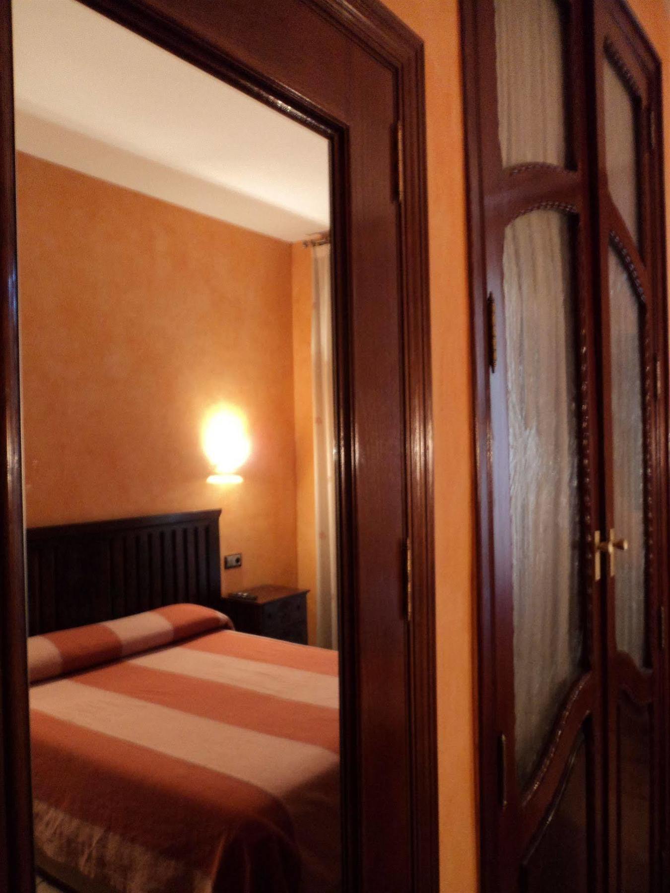 L'Agora Hotel Бокайренте Экстерьер фото