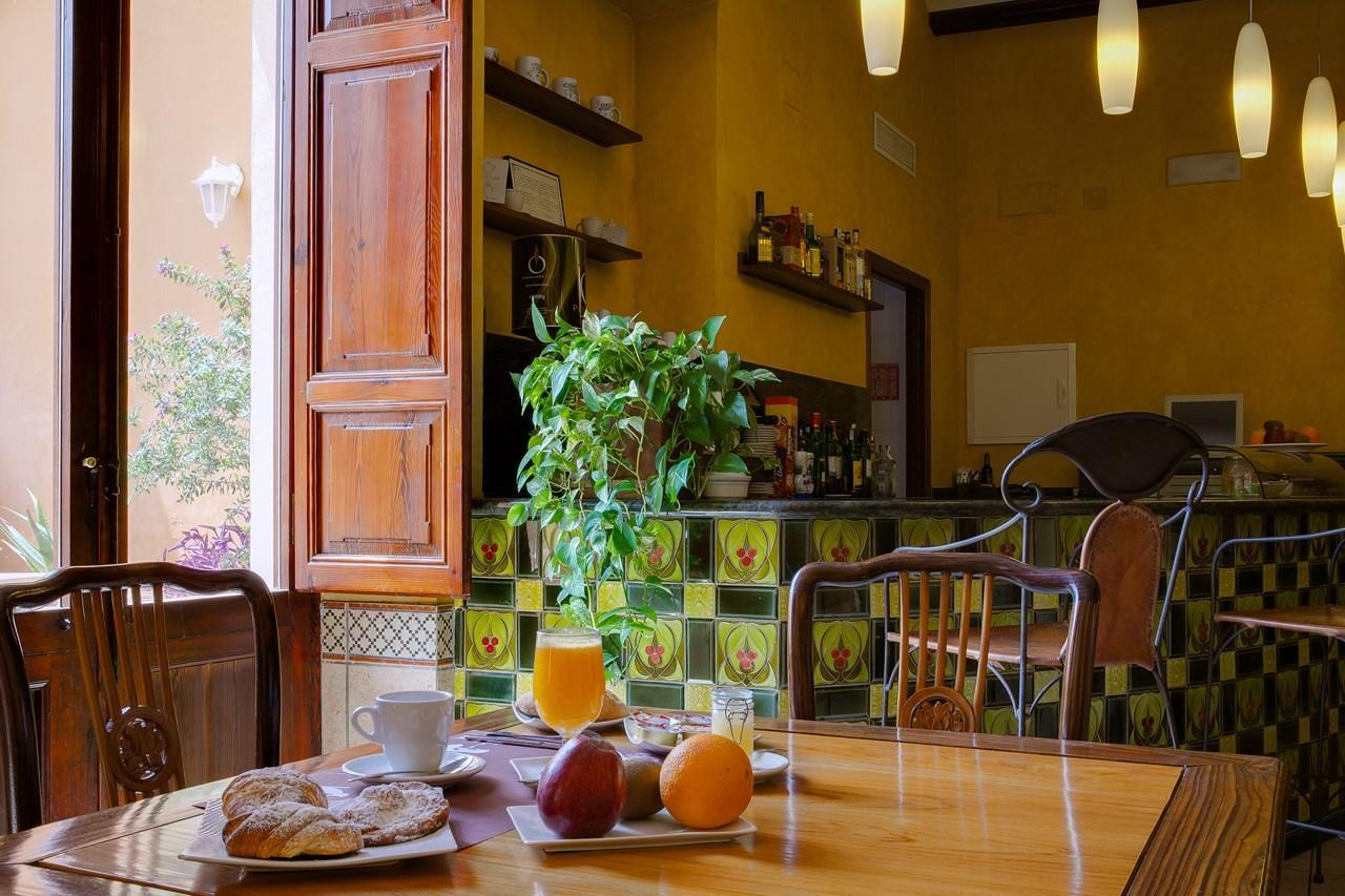 L'Agora Hotel Бокайренте Экстерьер фото